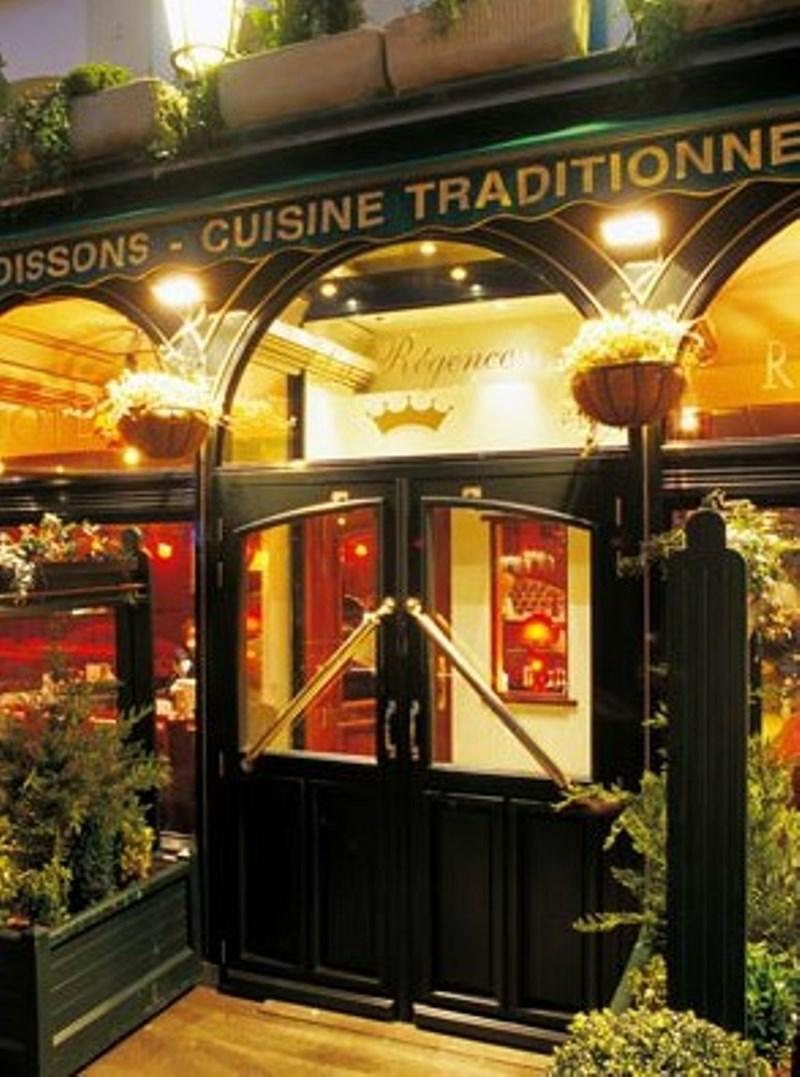 Logis Hotel Restaurant La Regence Cherbourg-en-Cotentin Exterior foto