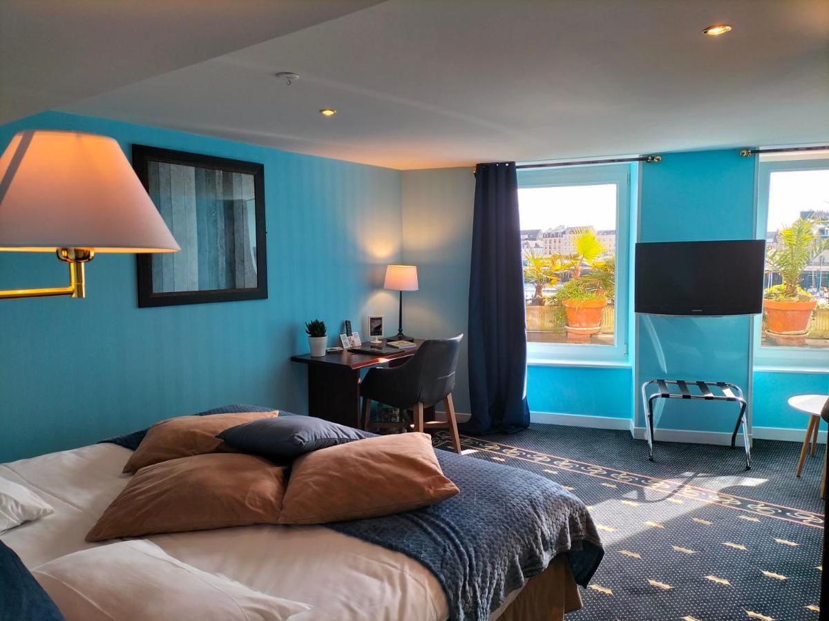 Logis Hotel Restaurant La Regence Cherbourg-en-Cotentin Exterior foto